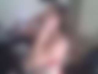 Live cam show with queentori96 - Longlegs on Fling VIP Chat