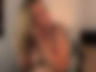 Live cam show with britteebee - BBW on Soda Cam