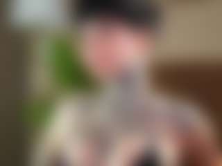 Alice Shazaham's Live Sex Cam Show