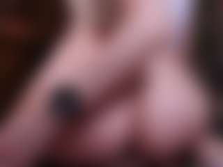 Live cam show with Alice Shazaham - Hairy on Streamer API