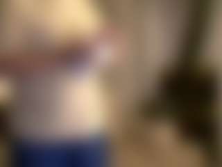 Live cam show with B_A_M_B_I - Smoking on Camming Site