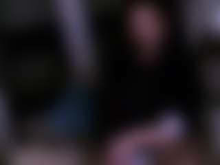 Live cam show with B_A_M_B_I - Brown Eyes on CamwithHer