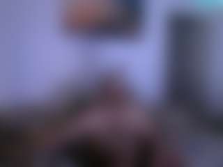B_A_M_B_Is Live-Sex-Cam-Show