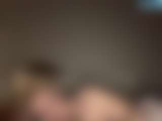 Crumslut's Live Sex Cam Show