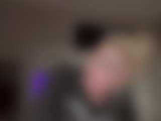 Crumslut's Live Sex Cam Show