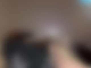 Live cam show with Crumslut - Pegging on xDating