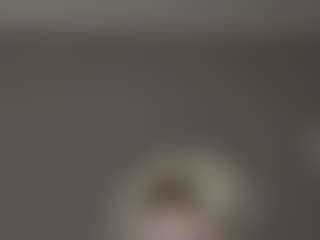 Live cam show with Crumslut - White on sexylivex.com | united states