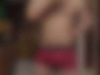 Live cam show with Model-Mike - Car on chickslive.net