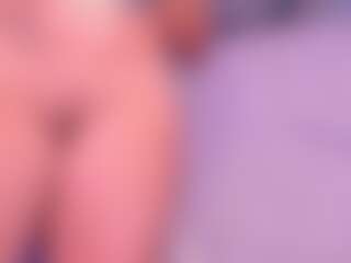 Live cam show with kimmyysantos - Dominant on liverealitysex.com