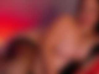 Live cam show with Lucia MILF - Living Room on Dolls Live