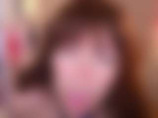 Live cam show with CissyGlitter - Green Eyes on xDating