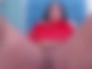 Live cam show with LaylaBBW - Facial Piercings on Camsoda