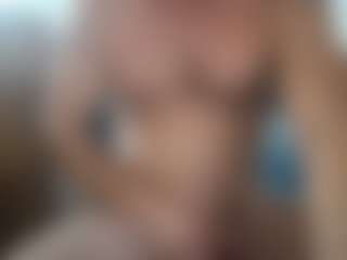 Live cam show with qwerty2318 - Cock Rating on CamClone