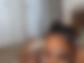 Elegance's Live Sex Cam Show
