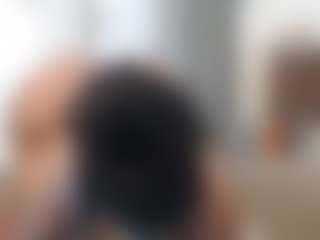 Elegance's Live Sex Cam Show
