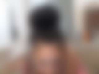 Elegance's Live Sex Cam Show