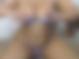 Elegance's Live Sex Cam Show