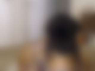Elegance's Live Sex Cam Show