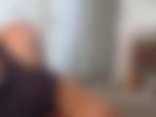 Elegance's Live Sex Cam Show