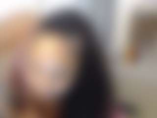 Elegance's Live Sex Cam Show