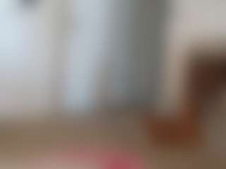 Elegance's Live Sex Cam Show