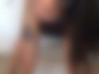 Elegance's Live Sex Cam Show