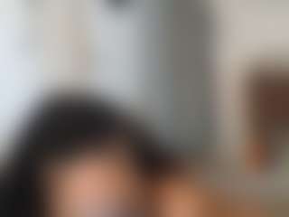 Elegance's Live Sex Cam Show