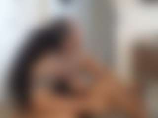 Elegance's Live Sex Cam Show