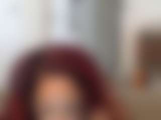Live cam show with Elegance - Double Penetration on CamClone