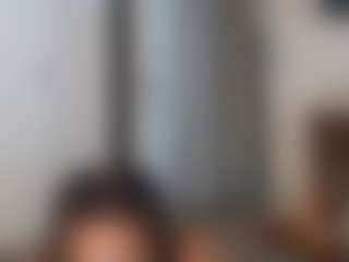 Elegance's Live Sex Cam Show