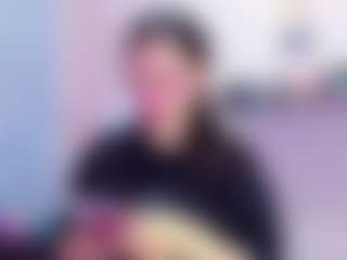 Lucy Joness's Live Sex Cam Show
