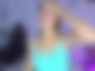 alina-salvatoree's Live Sex Cam Show