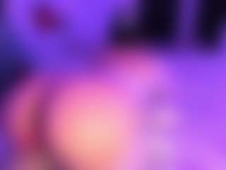 Moon's Live Sex Cam Show