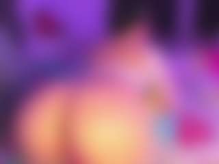 Moon's Live Sex Cam Show