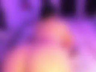 Moon's Live Sex Cam Show