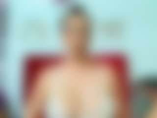 Live cam show with miss-leyla - Red Hair Middle Aged on Livezox