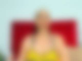 Live cam show with miss-leyla - Red Hair Middle Aged on Stripli.com