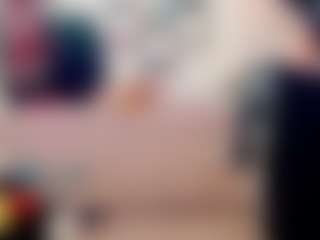 Live cam show with kattyfox - Average on StripNow