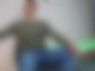 Live cam show with alexandrblat - Average on Mixed Magazine Live