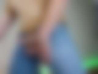 alexandrblat's Live Sex Cam Show