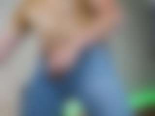 alexandrblat's Live Sex Cam Show