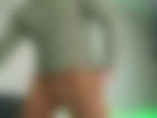 Live cam show with alexandrblat - Handjob on xxxlivecams.org