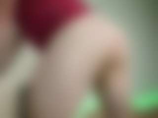 Live cam show with alexandrblat - Latina on AdultVida.com