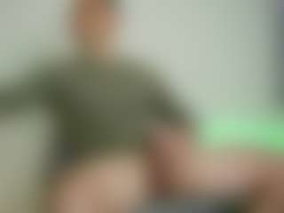 Live cam show with alexandrblat - Bedroom on liverealitysex.com