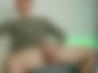 Show en direct avec alexandrblat - Dildo sur Camsoda