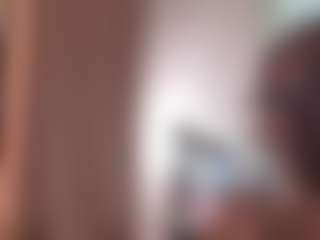 Live cam show with itstaylorofficial - Mobile on Camsoda