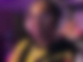 Live cam show with itstaylorofficial - Black Young Adult on Dolls Live