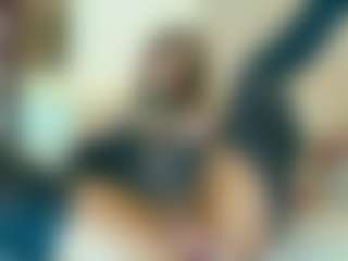 Lia-Jonnes's Live Sex Cam Show