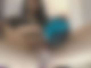Lia-Jonnes's Live Sex Cam Show