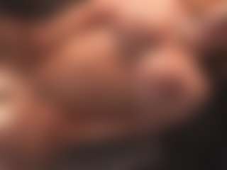 Live cam show with Leya - Cumslut on liverealitysex.com